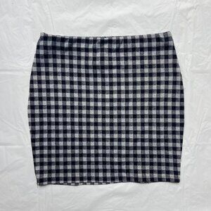 black and grey buffalo plaid bodycon mini skirt size small